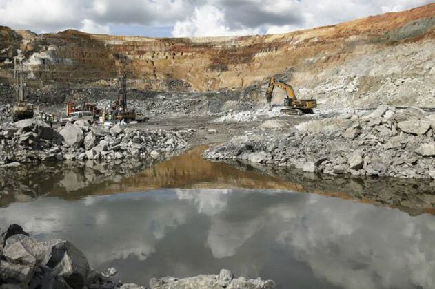 El 52 % de la explotación de oro de aluvión se encuentra en zonas protegidas ambientalmente