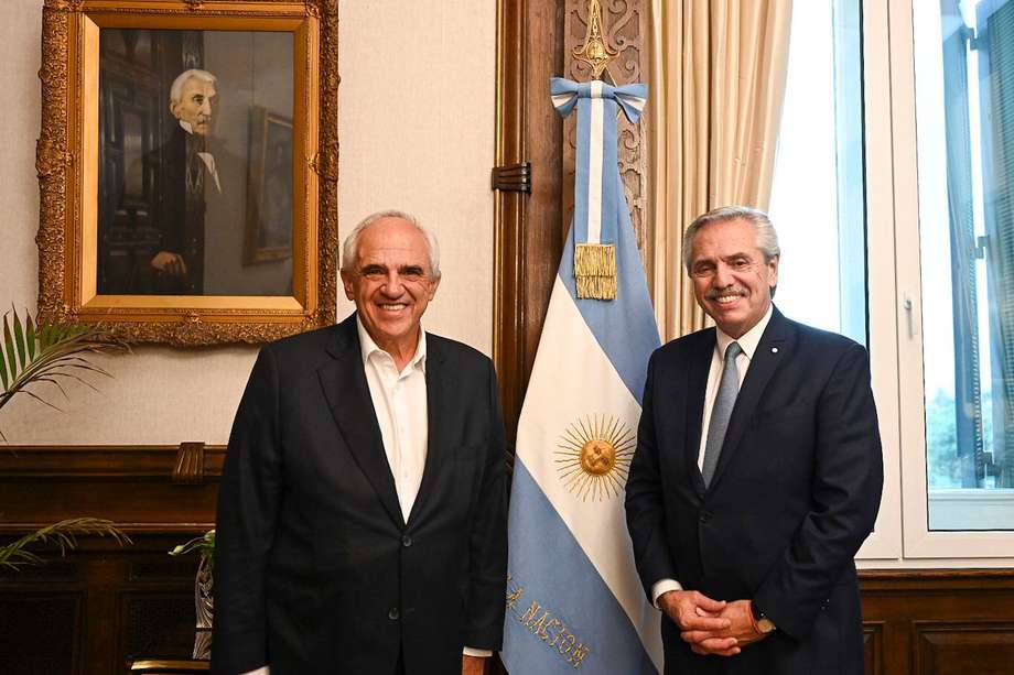 El Presidente de Argentina Alberto Fernández se reúne con el exmandatario colombiano Ernesto Samper