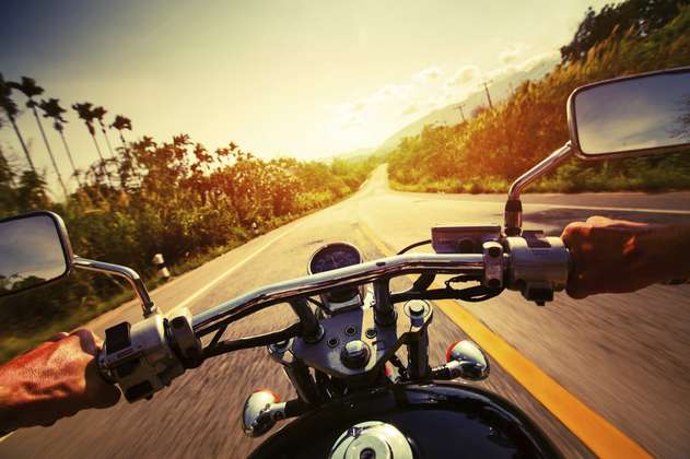 Cinco consejos para manejar moto de forma segura