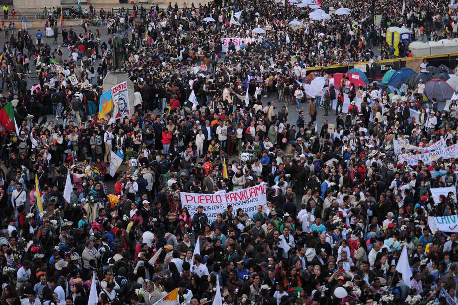 Miembros de la oposición cuestionaron los hechos ocurridos en Cali y le pidieron garantías al Gobierno para llevar a cabo las marchas. 