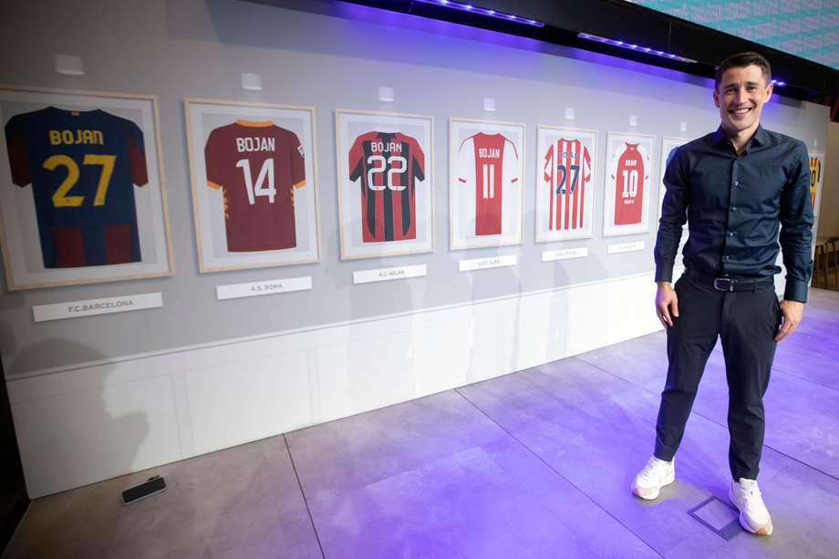 Bojan Krkic durante el acto celebrado este jueves en el Camp Nou en el que ha anunciado su retirada del fútbol profesional después de dieciséis en el primer nivel.
