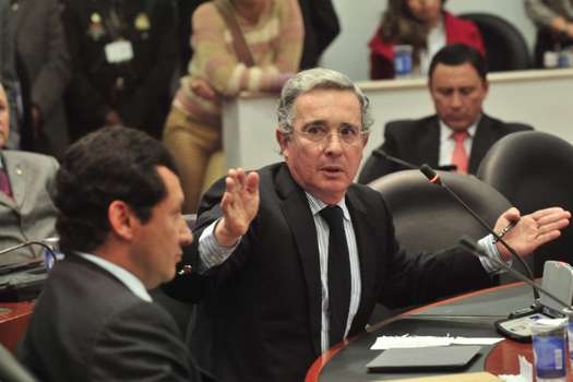 Álvaro Uribe Vélez, senador del Centro Democrático, tendrá que ser suspendido de su cargo por la medida de aseguramiento en su contra. / Archivo El Espectador