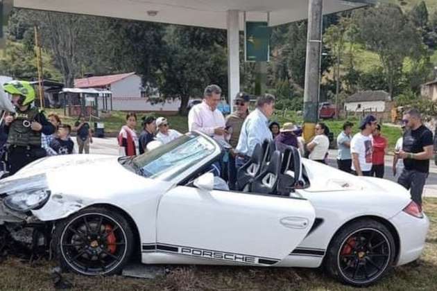 ¿Cuánto cuesta el Porsche que se estrelló con una moto en vía Bogotá-Tunja?