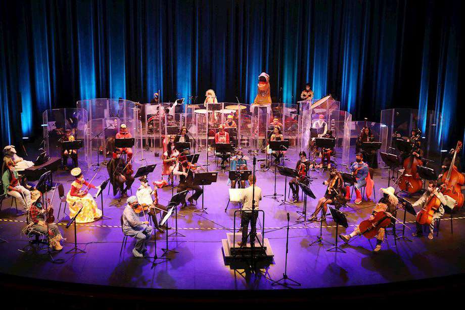 En Halloween, músicos de la Orquesta Filarmónica de Bogotá y la Orquesta Filarmónica Prejuvenil del Proyecto Educativo OFB realizaron un concierto que fue transmitido por televisión y plataformas digitales.