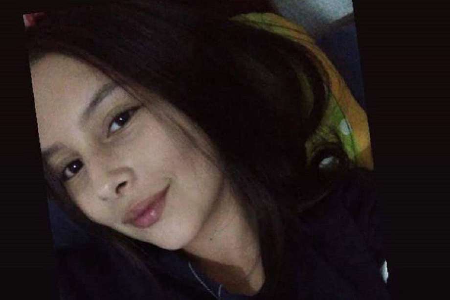 Julieth Ramirez murió el 9 de septiembre por una bala perdida, estaba estudiando psicología e ingles de forma virtual y había terminado un técnico en pedagogía infantil.