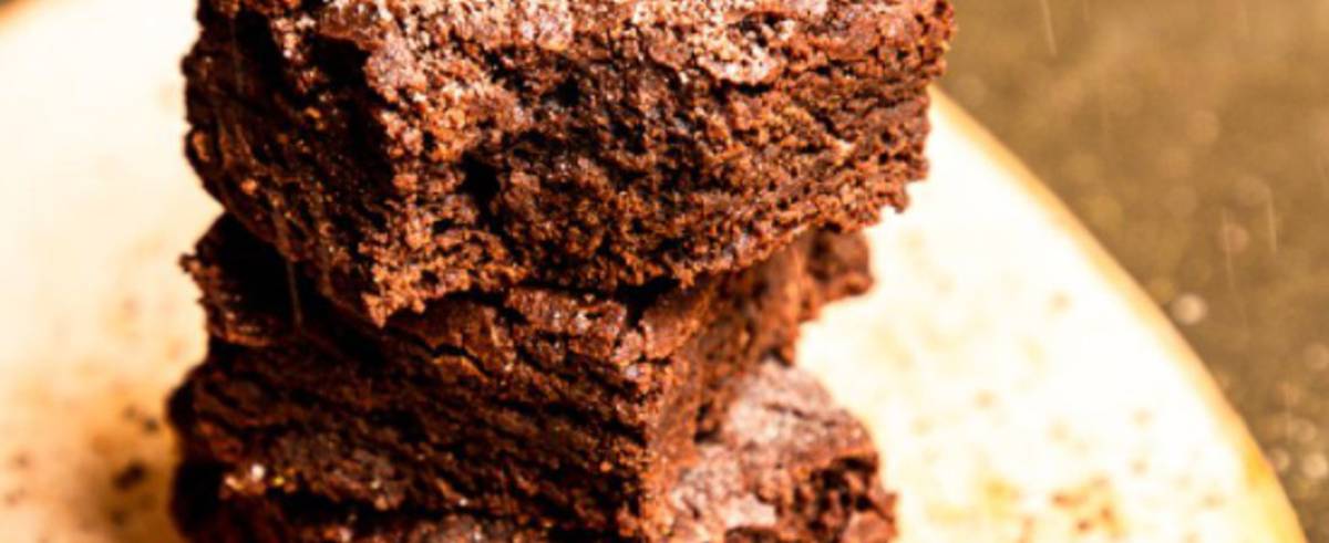 Quieres hacer brownie en microondas? Descubre la receta