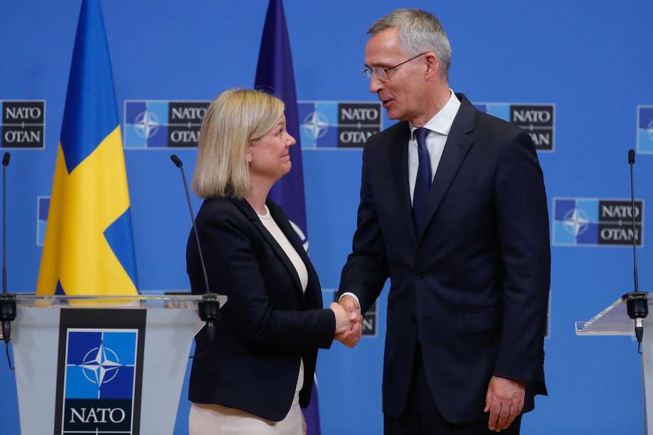 La primera ministra de Suecia, Magdalena Andersson, y el secretario general de la Organización del Tratado del Atlántico Norte (OTAN), Jens Stoltenberg, dieron una conferencia de prensa conjunta al final de una reunión en la sede de la OTAN, en Bruselas, el 27 de junio de 2022. 