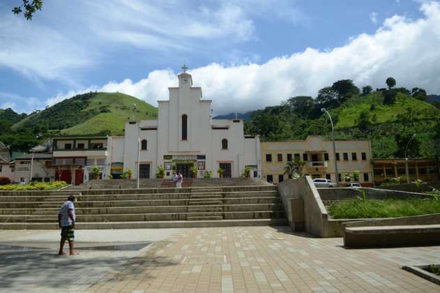 En Dabeiba, Antioquia, el rastro de la guerra no permite creer en la paz
