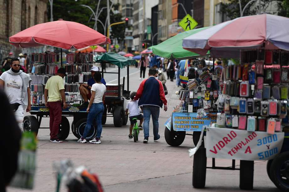 Reactivación económica en el centro de Bogotá durante la tercera ola de la pandemia.