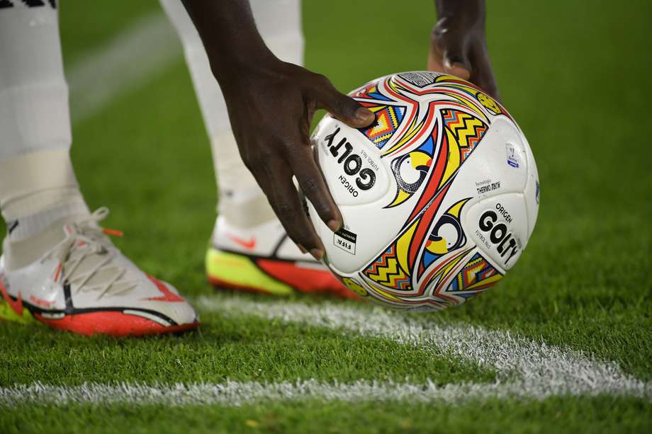 Algunos jugadores han dejado la pelota y se han dedicado a las letras, como un ejercicio de memoria y reflexión sobre el fútbol.
