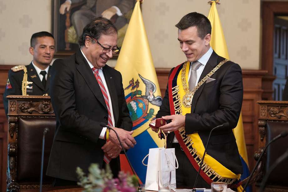 El presidente Gustavo Petro participó en la posesión del nuevo presidente ecuatoriano Daniel Noboa.