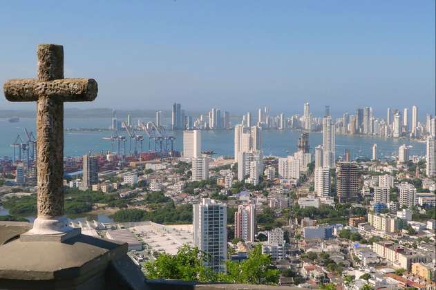 14 de 16 edificaciones en alerta por desplome en Cartagena pertenecen a la familia Quiroz