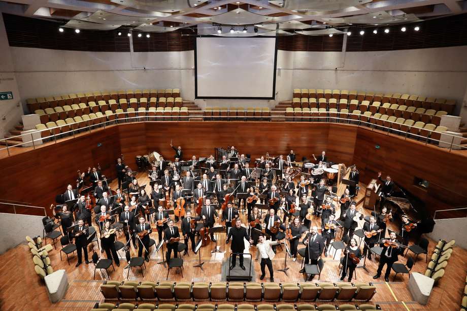 La Orquesta Filarmónica de Bogotá realizó actualizaciones de las necesidades y requerimientos en temas de vacunación antes de su viaje a Suecia.
