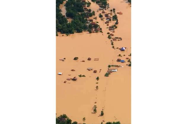 Cientos de desaparecidos en Laos por ruptura de una represa