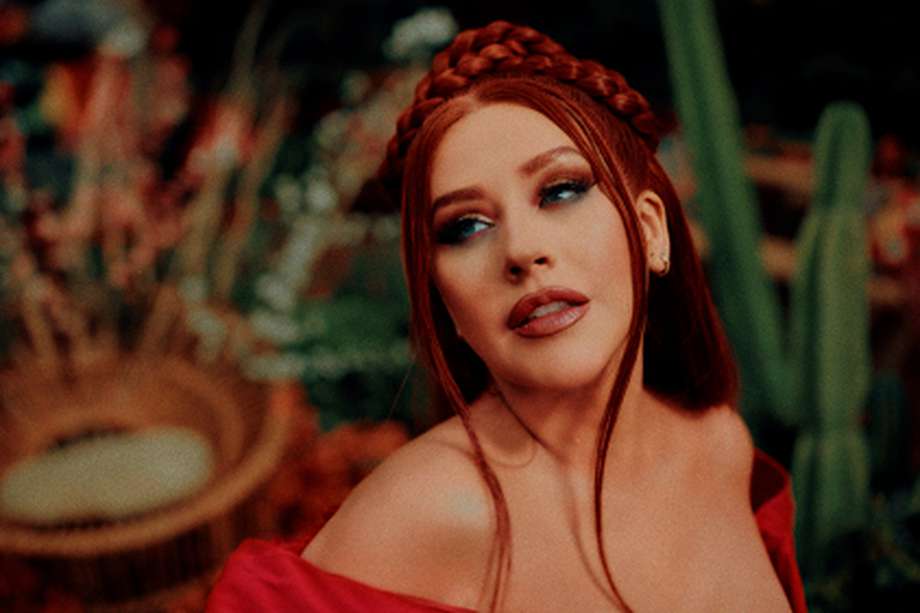 Christina Aguilera en el video de su canción "La reina".