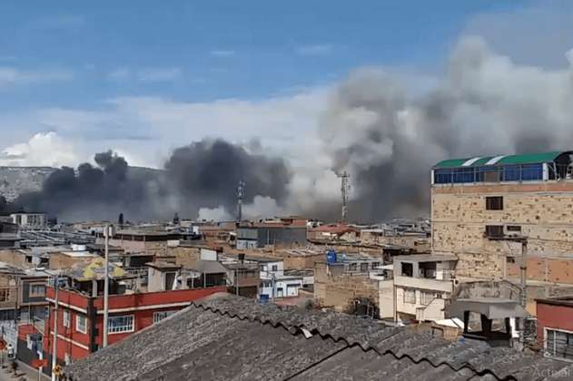 Incendio forestal en las inmediaciones de la Escuela de Artillería, en el sur de Bogotá