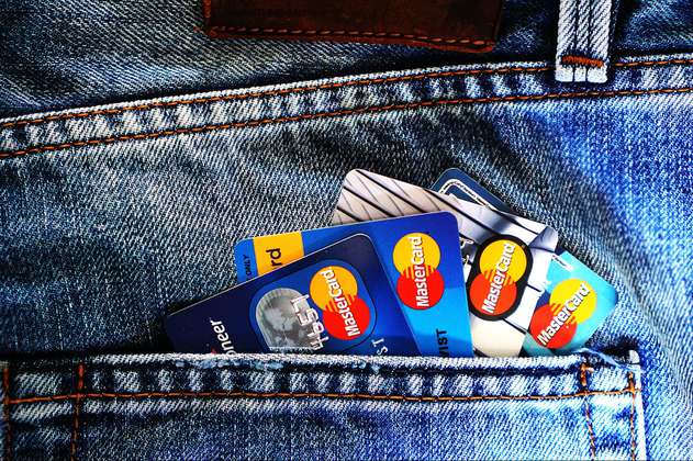 Infidelidad financiera: 1 de cada 5 estadounidenses esconde tener una cuenta bancaria
