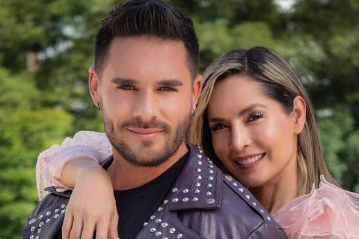 Carmen Villalobos y Sebastián Caicedo se casaron en 2019, luego de estar diez años juntos.