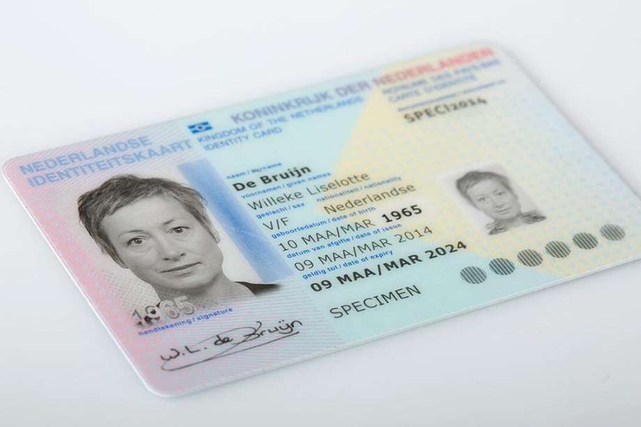 Las tarjetas de identidad en los Países Bajos ya no indicarán si el titular es hombre o mujer a partir de 2024.