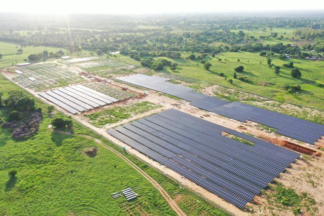 Pétalo de córdoba es un parque solar en Planeta Rica, Córdoba construido por GreenYellow para uso industrial. /