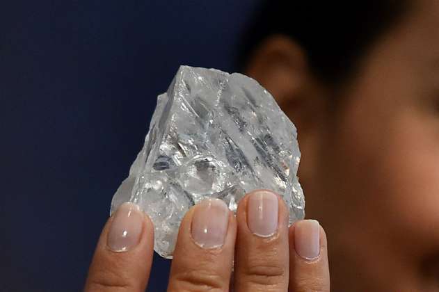 El mayor diamante bruto del mundo, vendido por 53 millones de dólares