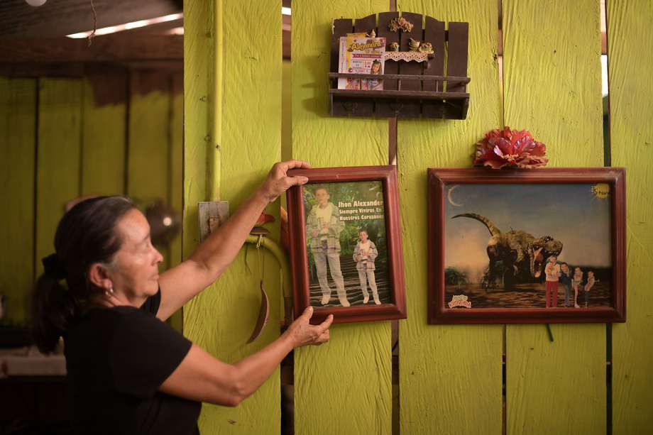 Madre de Jhon Alexánder Henao desaparecido; vive en el municipio Calamar, Guaviare.