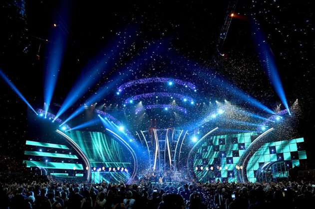 Organizadores de los Grammy se disculpan con Cali Flow por error al anunciarlos como ganadores