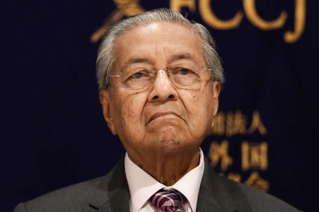 Dimite el primer ministro de Malasia tras tensiones en coalición gobernante