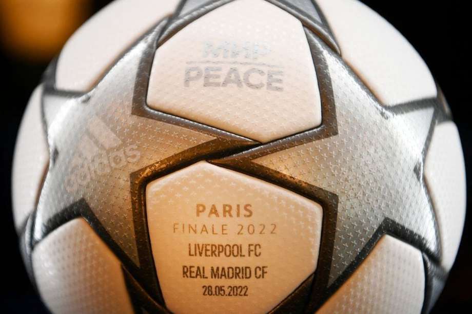 El balón con el que se jugará la final de la Champions League 2022 entre Liverpool y Real Madrid.