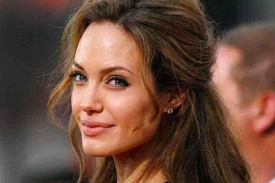 Tía de Angelina Jolie murió de cáncer de seno 
