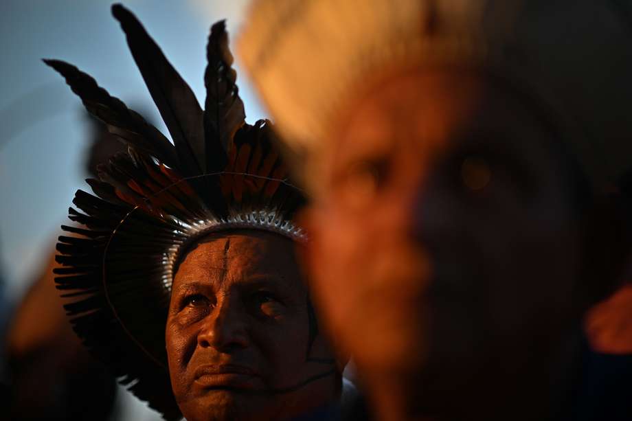 Las comunidades indígenas celebraron la histórica decisión del Supremo Tribunal Federal, que reconocía sus derechos sobre terrenos ancestrales de los que fueron expulsados en la dictadura.