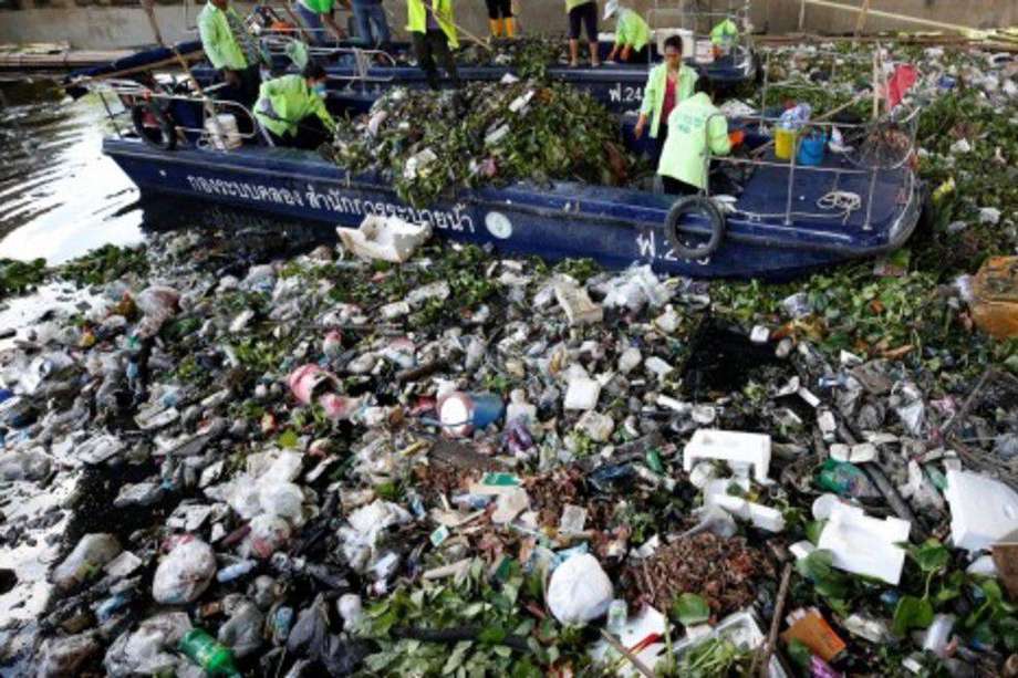 Tailandia es el sexto país que más tira plástico al mar.