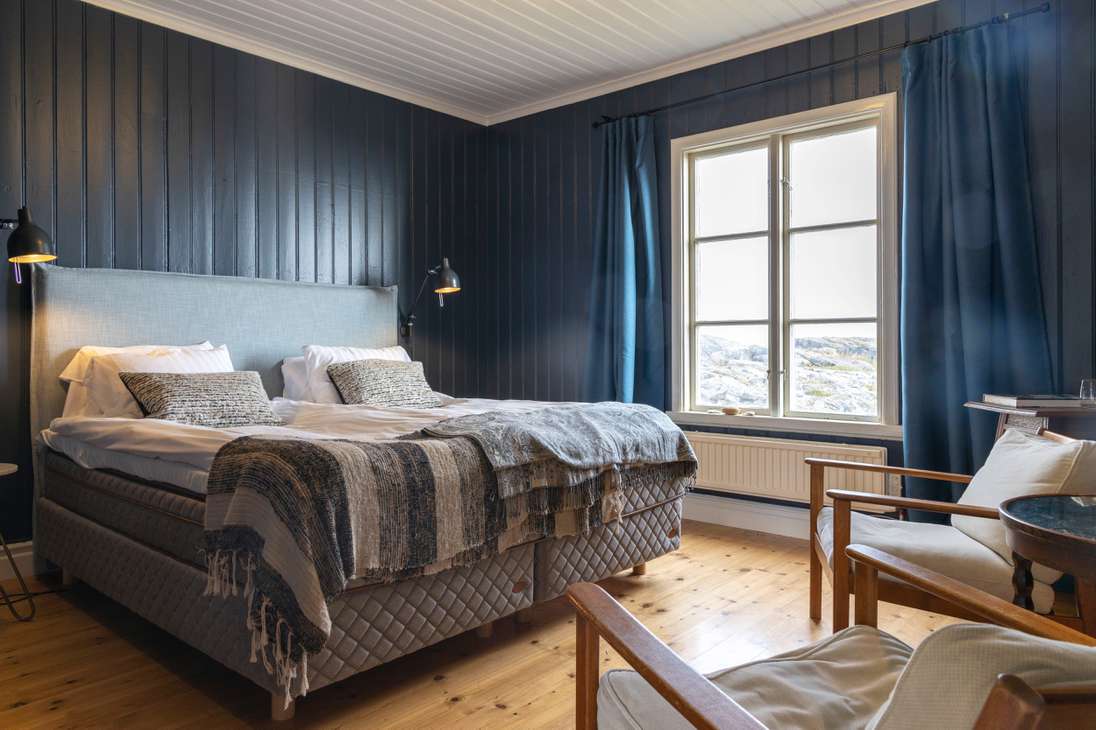 El galardonado estudio de diseño sueco Stylt es responsable del concepto y el diseño de interiores. “Durante mis 30 años en el negocio de la hotelería, nunca he encontrado un destino tan único”, dice el fundador y socio de Stylt, Erik Nissen Johansen.