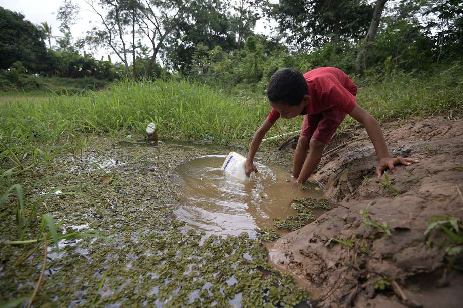 Para 2020, más de 13 millones de colombianos no contaban con acceso a agua potable gestionada con seguridad.