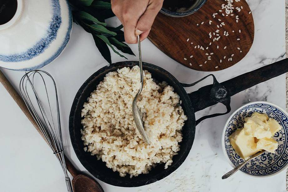 La receta para preparar un rico arroz cremoso con champiñones