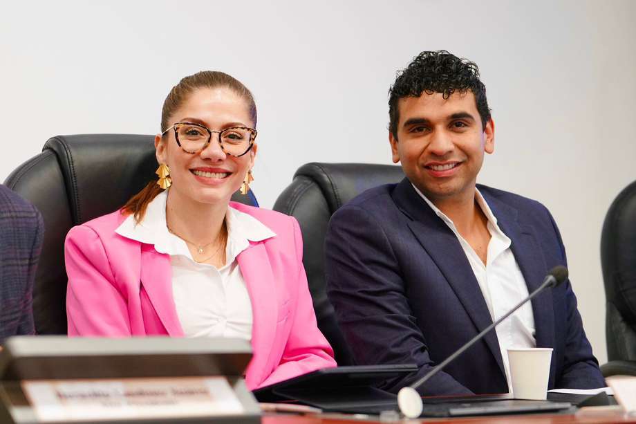 Los representantes Catherine Juvinao y David Racero son los coordinadores de la Comisión Anticorrupción.