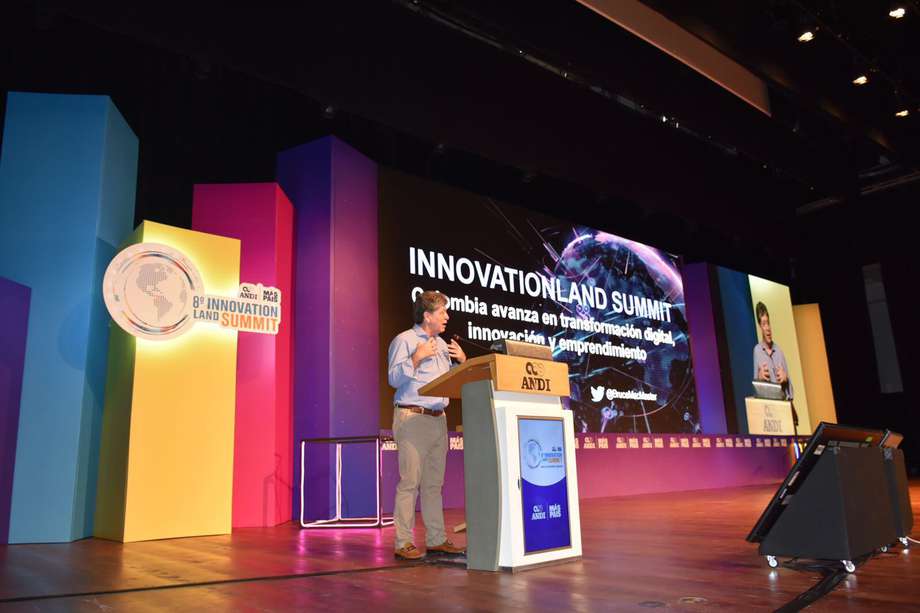 El presidente de la Andi, Bruce Mac Máster, en el Innovation Land Summit 2022 en Cartagena.