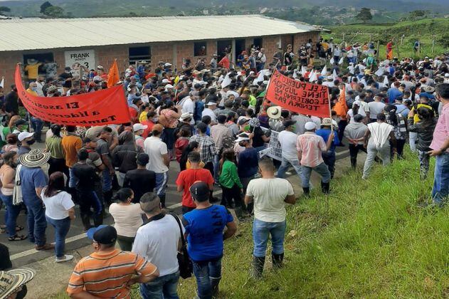 Campesinos de Anorí (Antioquia) levantan paro tras llegar a acuerdos con autoridades