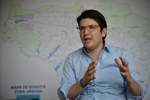 Candidato al senado por el partido Centro Democrático y excandidato a la alcaldía de Bogotá.