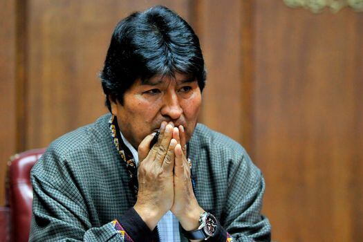 - La Fiscalía boliviana emitió este miércoles una orden de aprehensión en contra del expresidente Evo Morales. / AFP