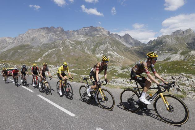 Jumbo-Visma y el ejemplo del trabajo en equipo en el Tour de Francia 2022