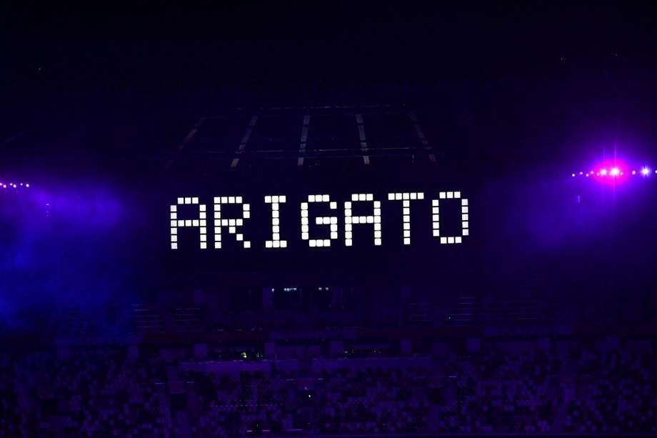 'Arigato' se leía en lo más alto del estadio Olímpico de Tokio.
