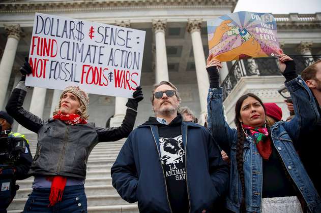 Joaquin Phoenix detenido en protesta contra el cambio climático 