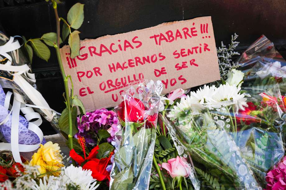 Decenas de personas le rindieron homenaje al expresidente uruguayo.