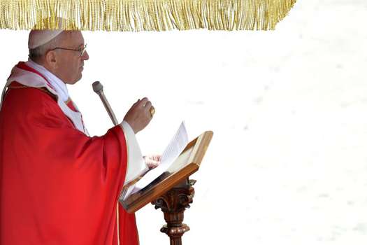 Una Iglesia de los pobres: arma del papa ante sangría de fieles | EL  ESPECTADOR