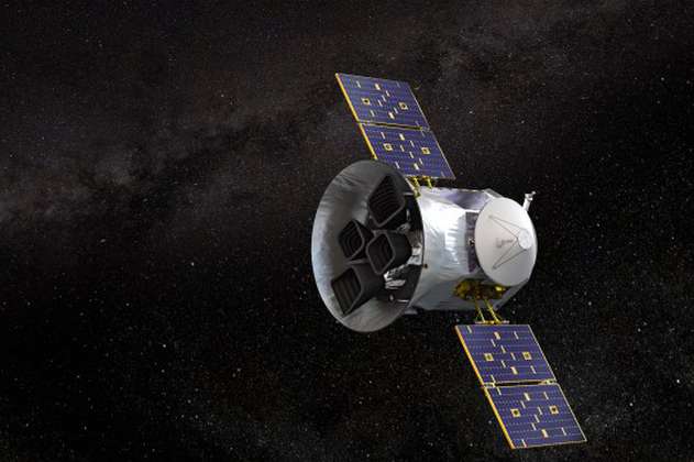 NASA investiga por qué satélite, que buscaba exoplanetas, se apagó inesperadamente