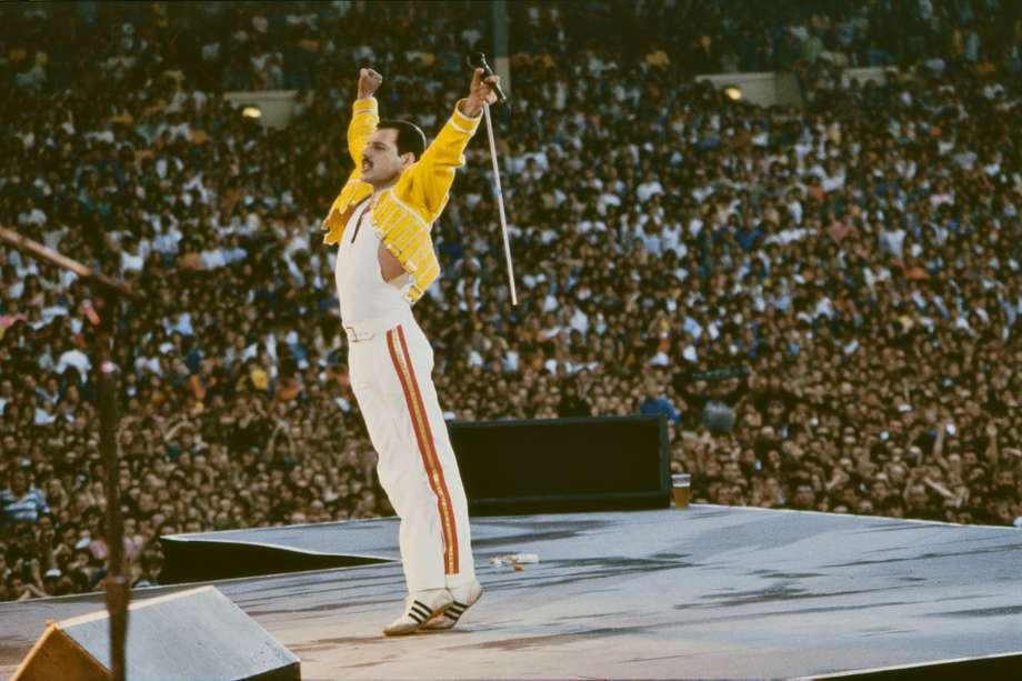 magen del cantante de Queen Freddie Mercury cedida por Sotheby's. La casa de subastas Sotheby´s pondrá a la venta en varias pujas en septiembre la extensa colección personal del legendario cantante de Queen Freddie Mercury, fallecido en 1991. EFE/ Sotheby's 