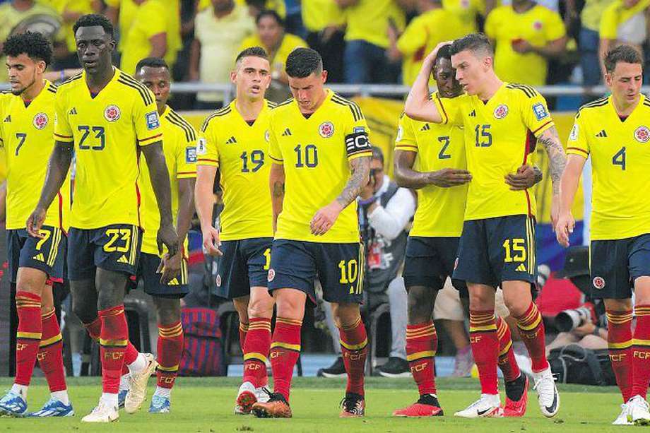 La selección de Colombia, liderada por James Rodríguez, viene de un empate 2-2 en Barranquilla ante Uruguay.