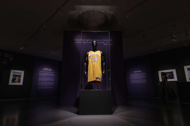 Camiseta MVP de Kobe Bryant fue subastada en Sotheby´s, ¿en cuánto se vendió?