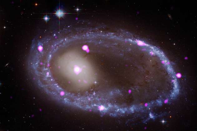 Descubren anillo de agujeros negros en la galaxia ubicado a 300 millones de años luz de la Tierra